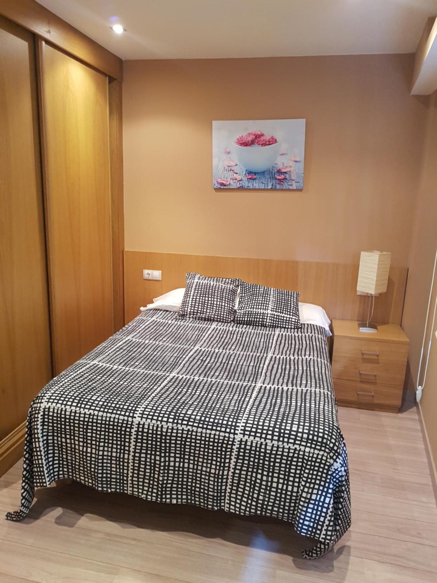 Apartamento Enol Onís Exteriör bild